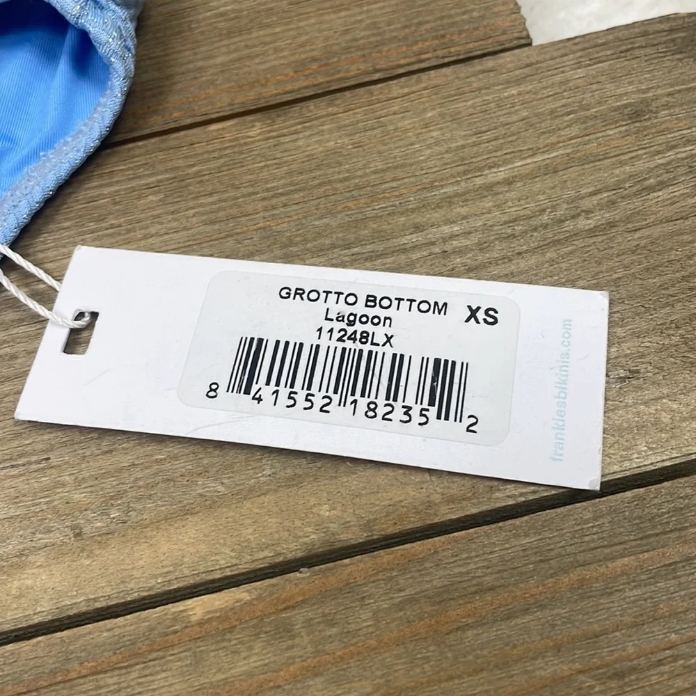Frankie’s Bikinis NWT Grotto Bottoms Lagoon
